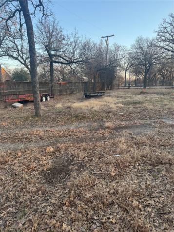 2301 Turner Way Arlington TX 76001