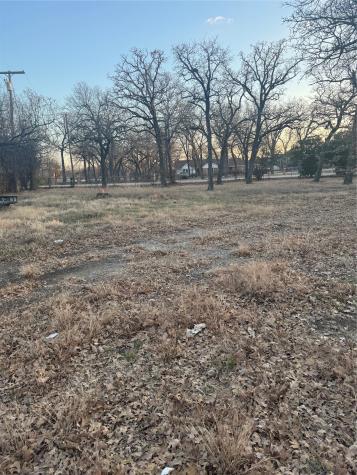 2301 Turner Way Arlington TX 76001
