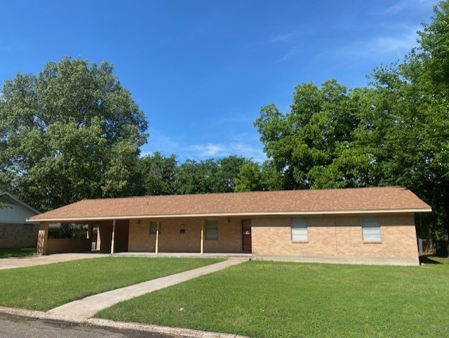 1304 S Walnut Street Clarksville TX 75426