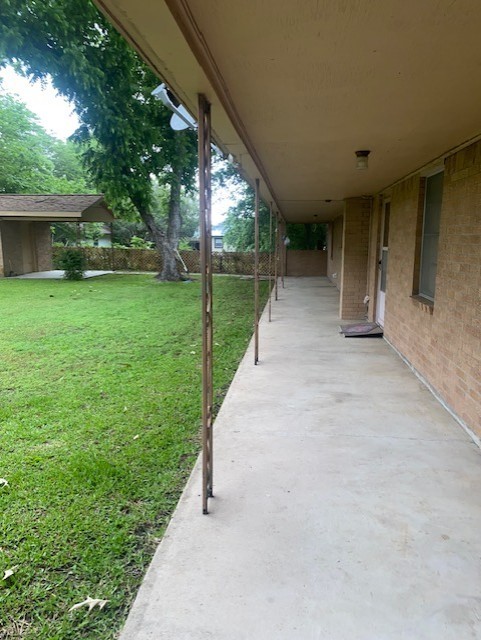 1304 S Walnut Street Clarksville TX 75426
