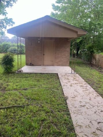 1304 S Walnut Street Clarksville TX 75426