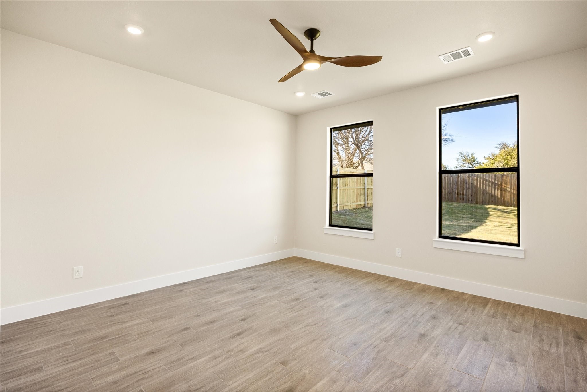 2314 Forest Hill Lane Granbury TX 76048