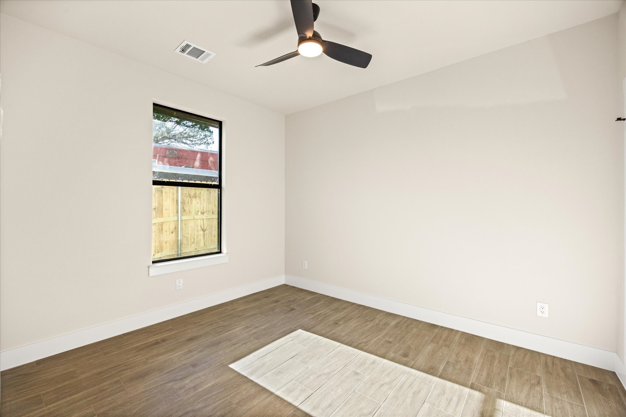 2314 Forest Hill Lane Granbury TX 76048