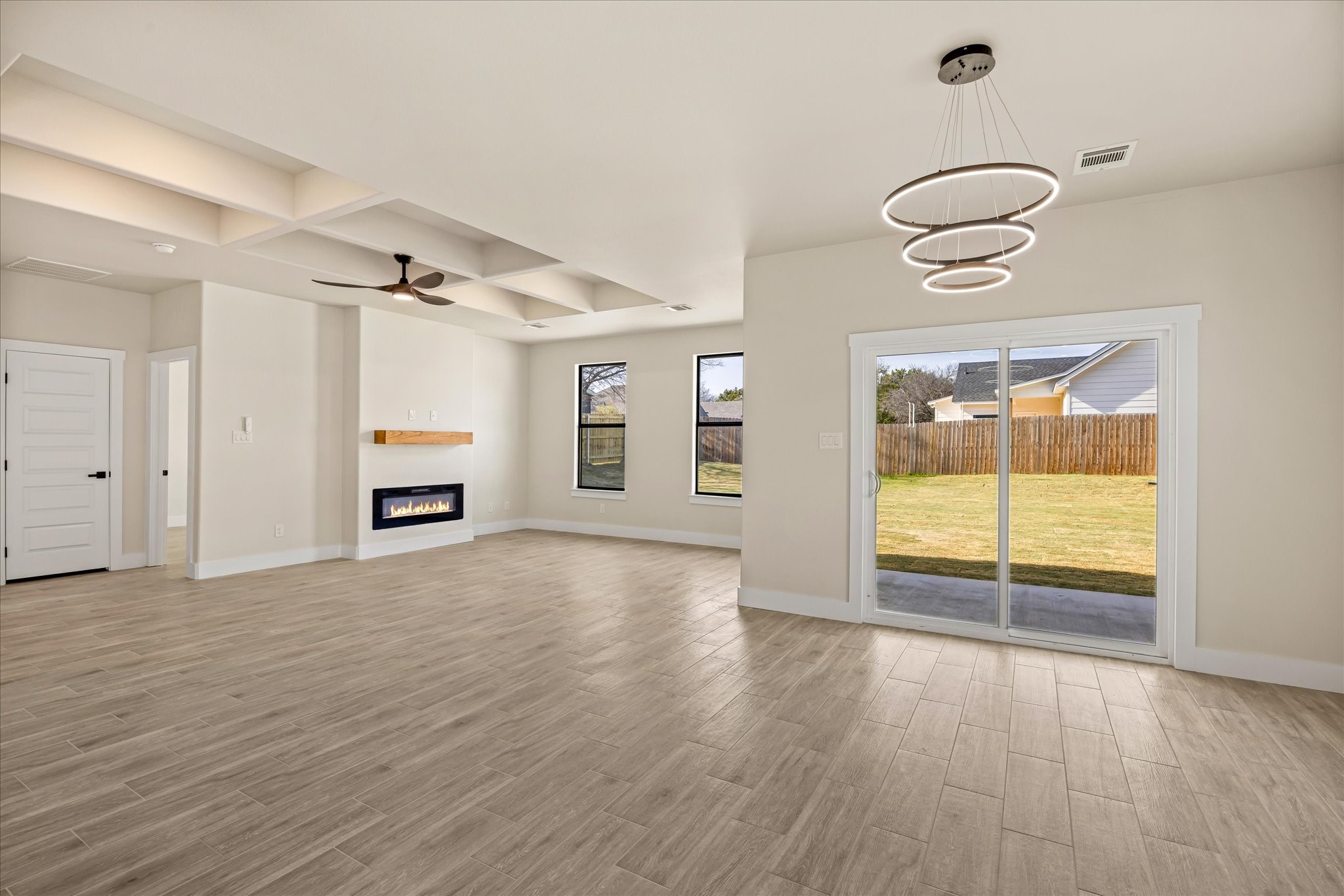 2314 Forest Hill Lane Granbury TX 76048