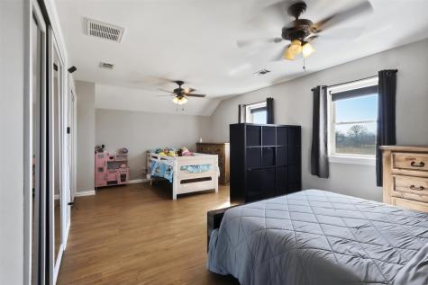 397 Rs County Road 4452 Point TX 75472