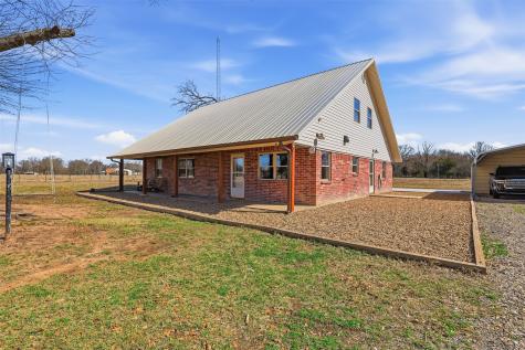 397 Rs County Road 4452 Point TX 75472