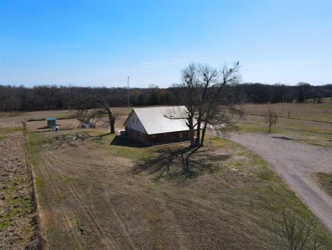 397 Rs County Road 4452 Point TX 75472