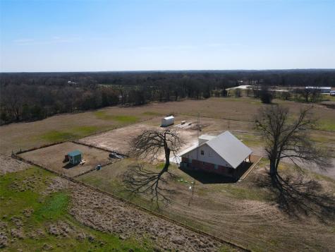 397 Rs County Road 4452 Point TX 75472
