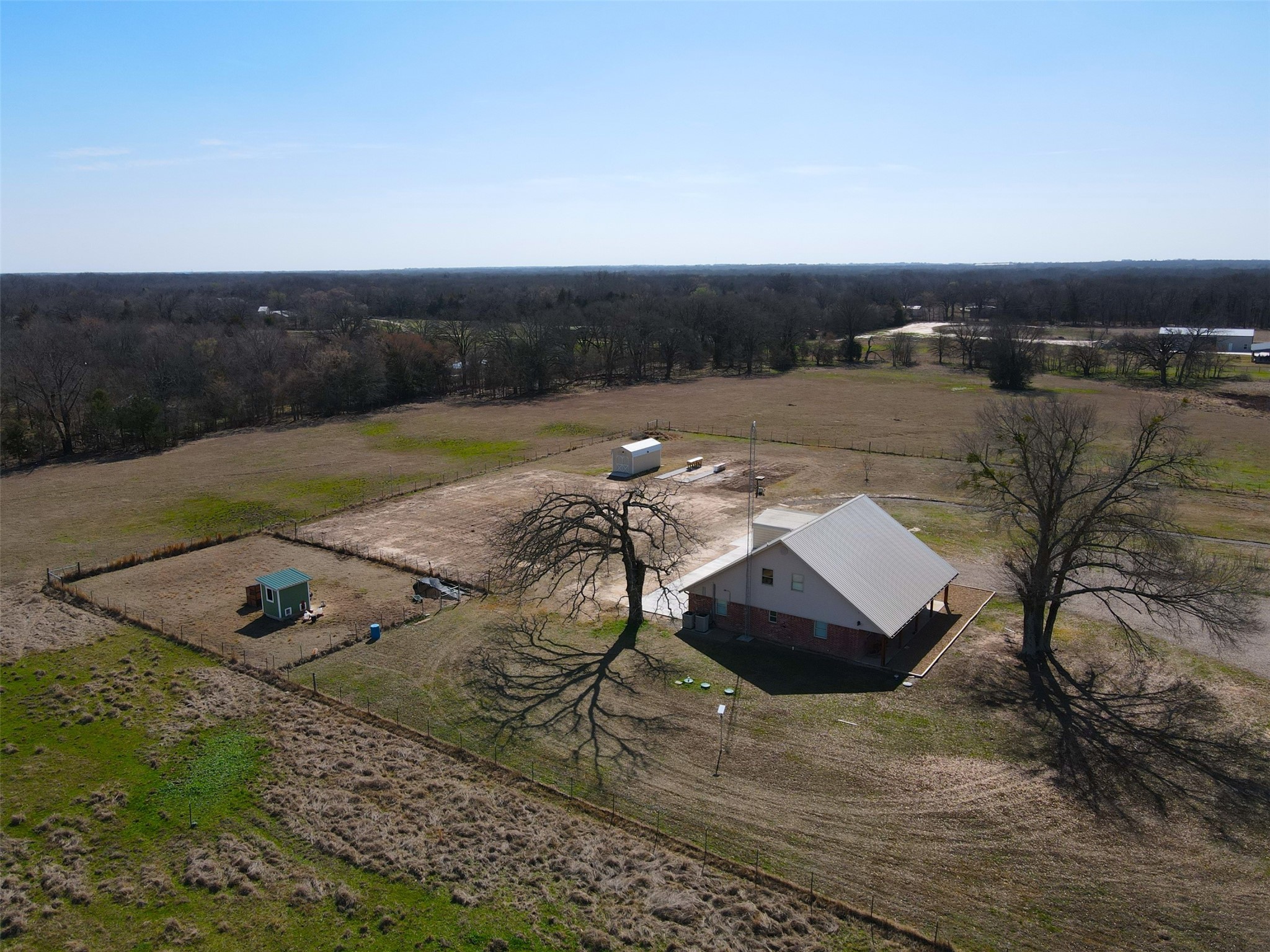 397 Rs County Road 4452 Point TX 75472