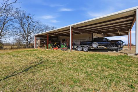 397 Rs County Road 4452 Point TX 75472