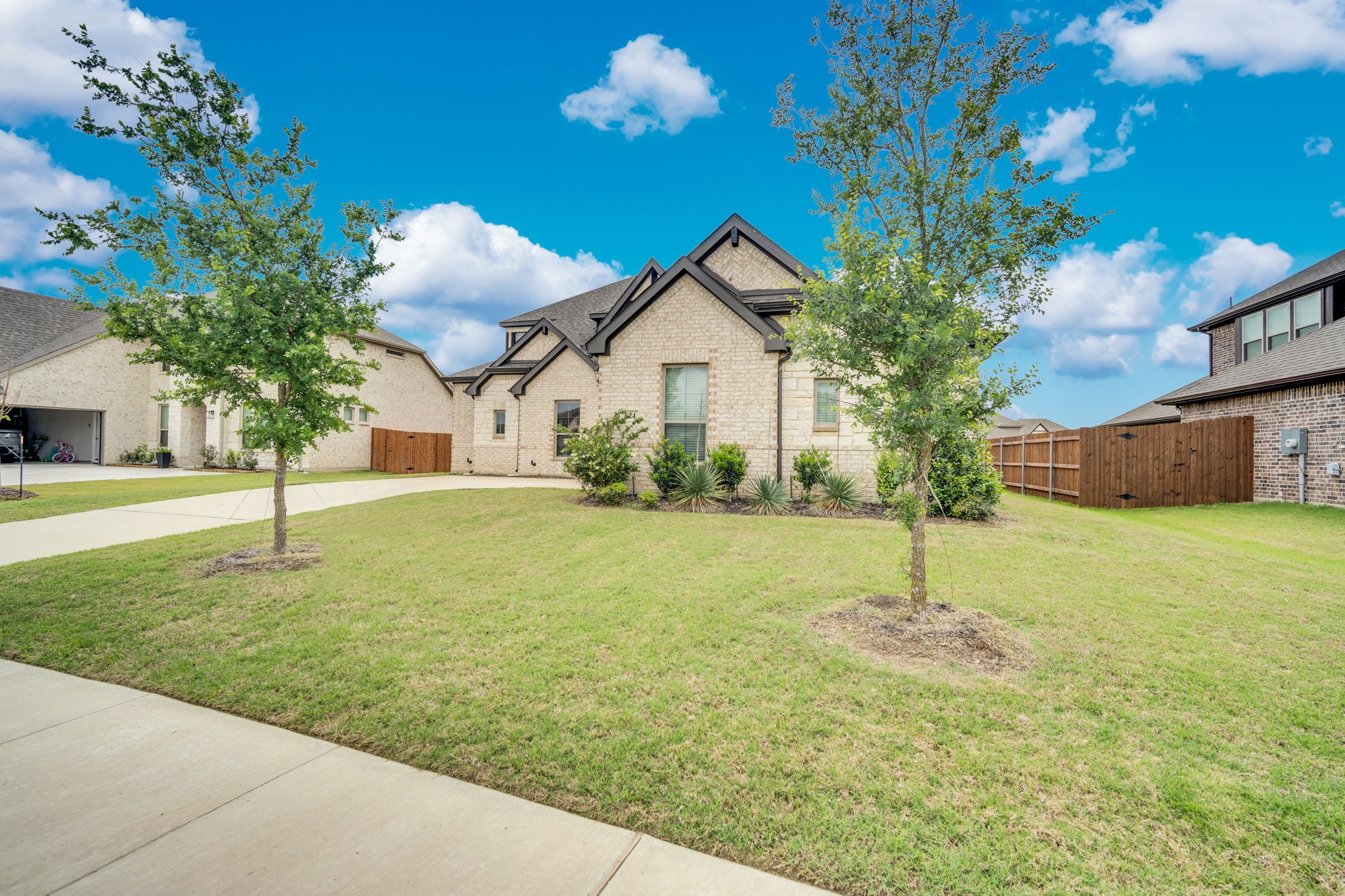 624 Sirius Lane Waxahachie TX 75165