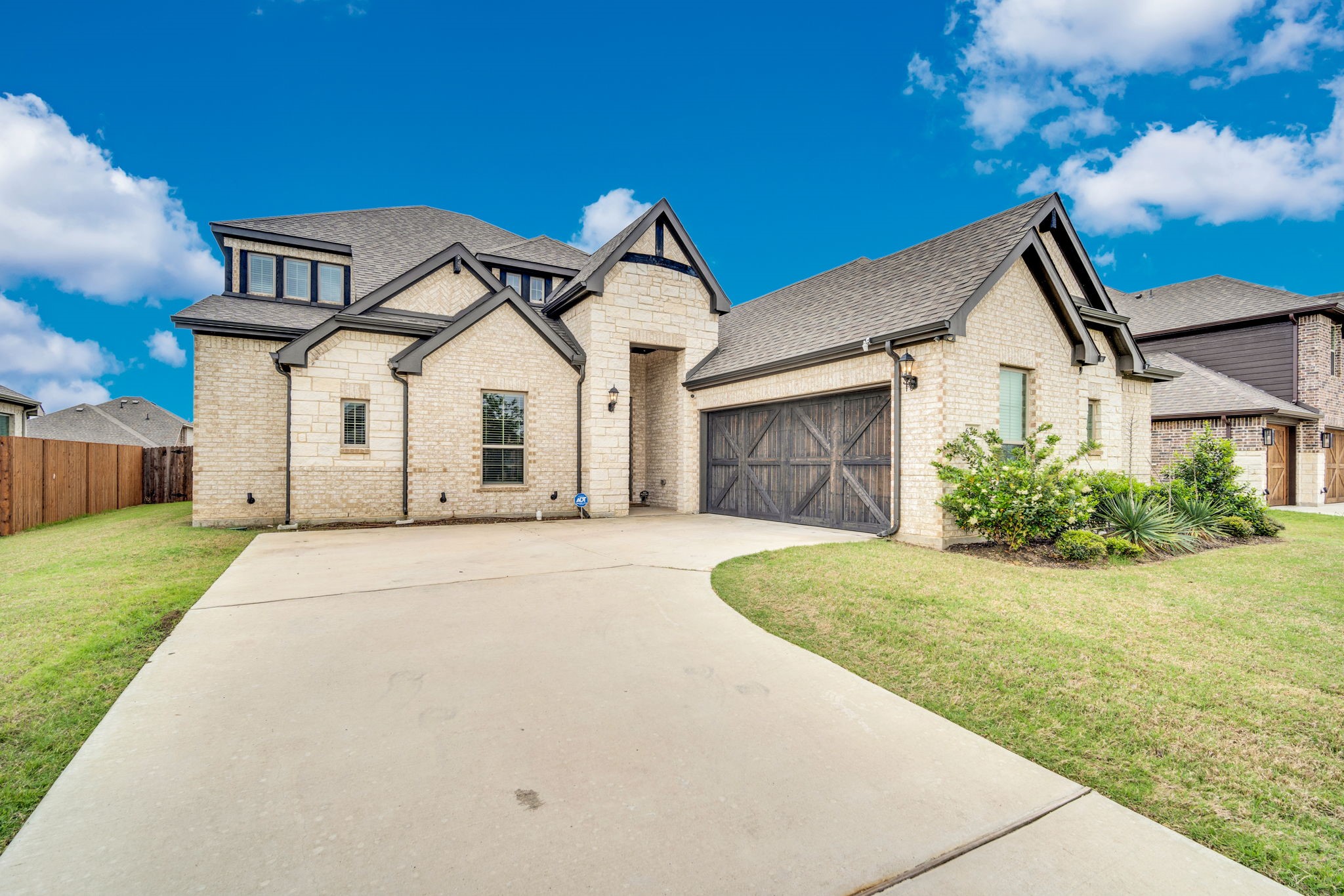 624 Sirius Lane Waxahachie TX 75165
