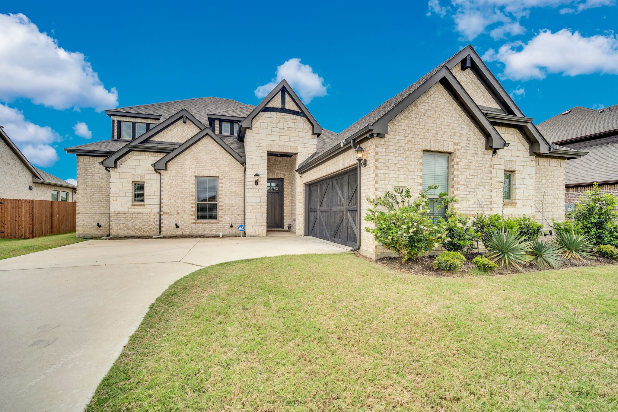 624 Sirius Lane Waxahachie TX 75165
