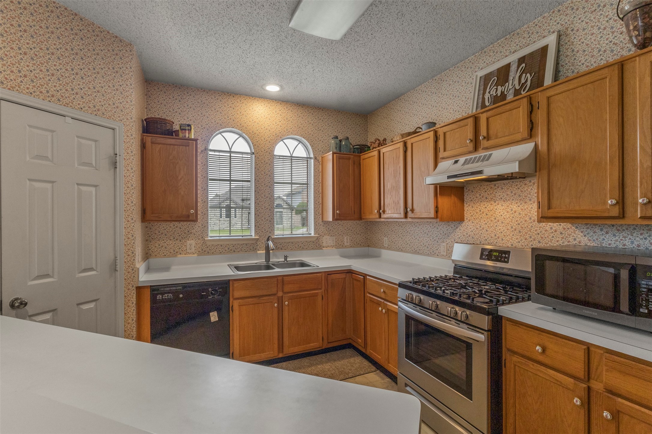 2216 Walden Place Mesquite TX 75181