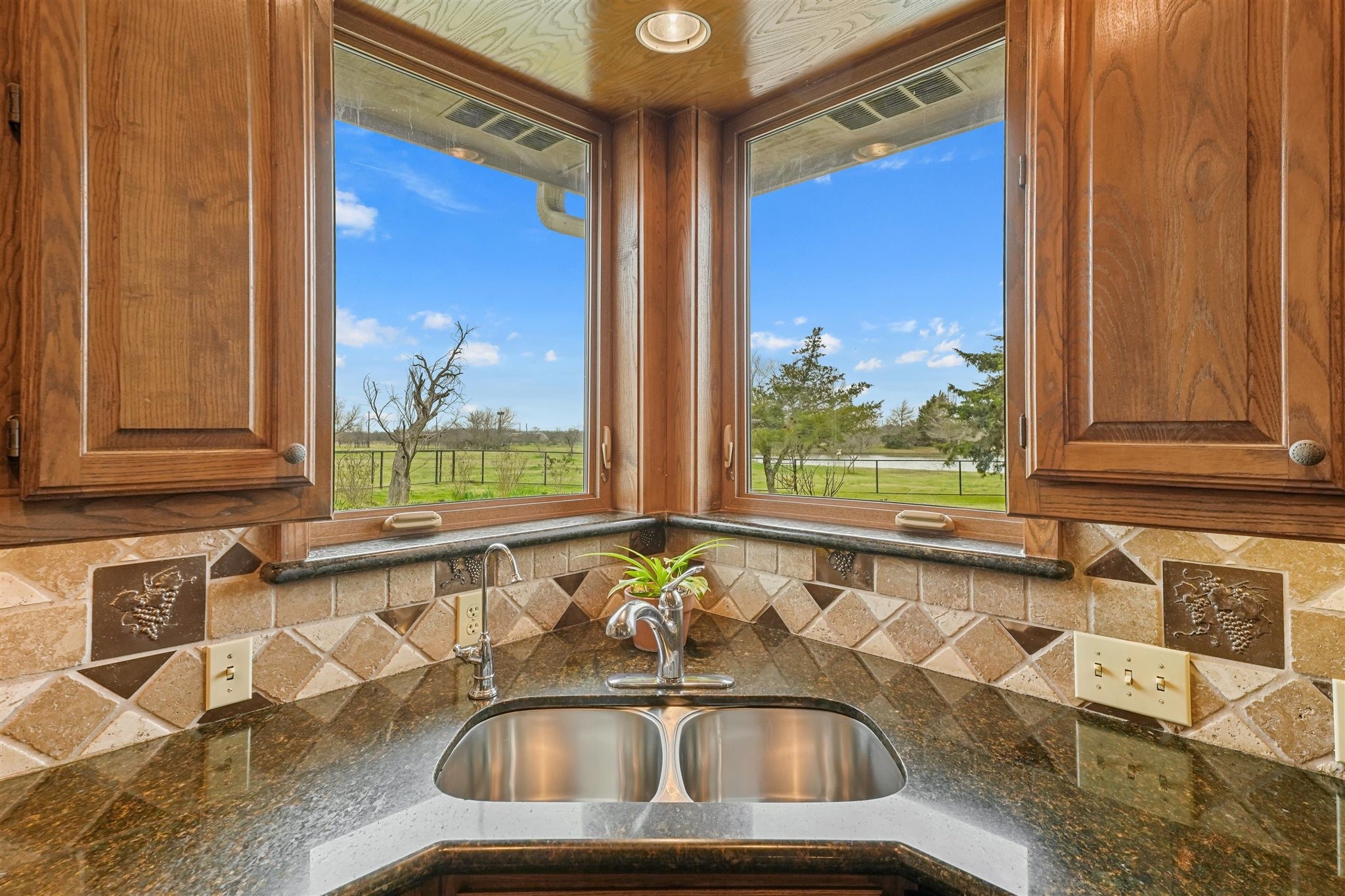 9711 Jim Christal Road Krum TX 76249