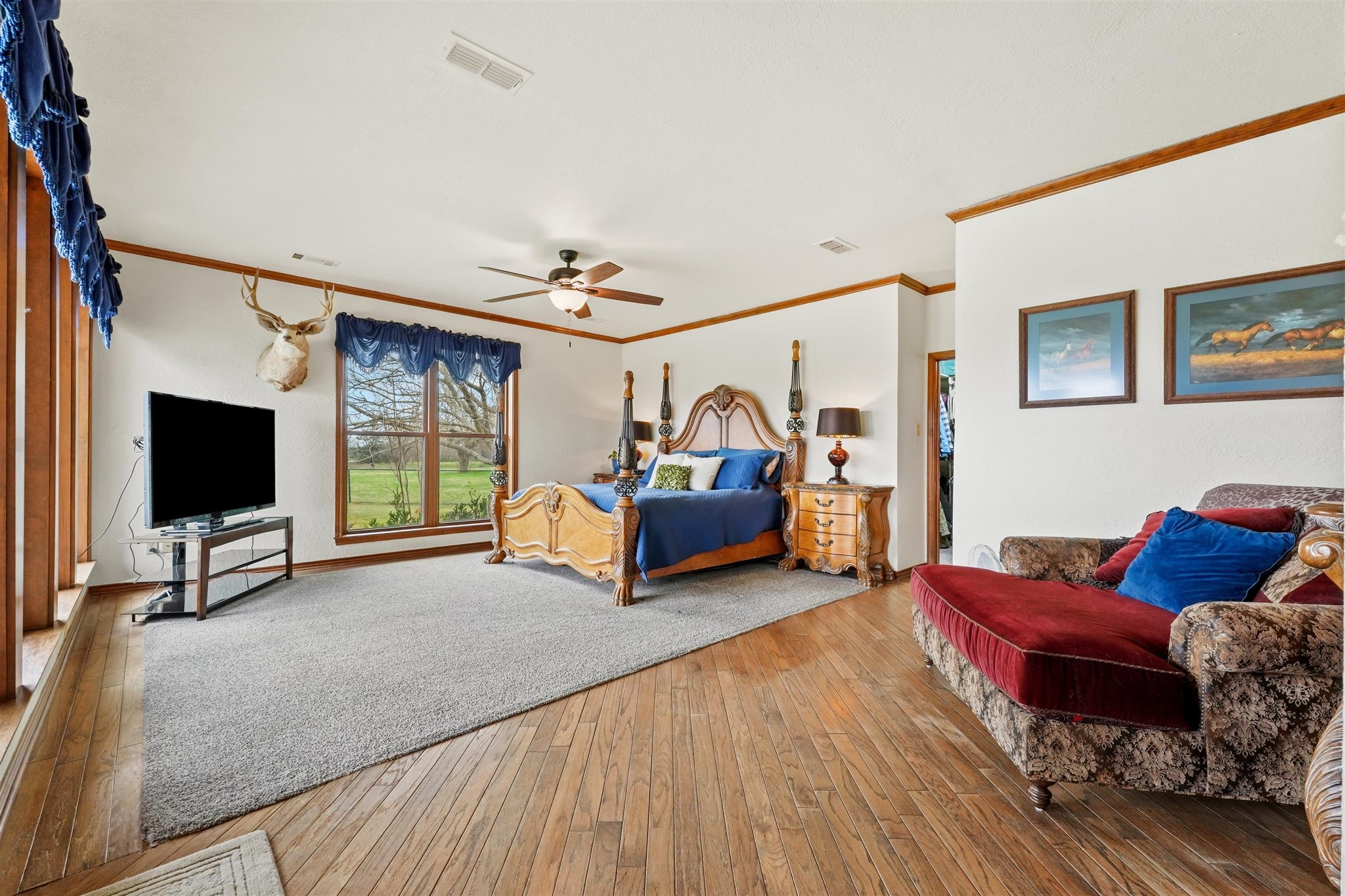 9711 Jim Christal Road Krum TX 76249