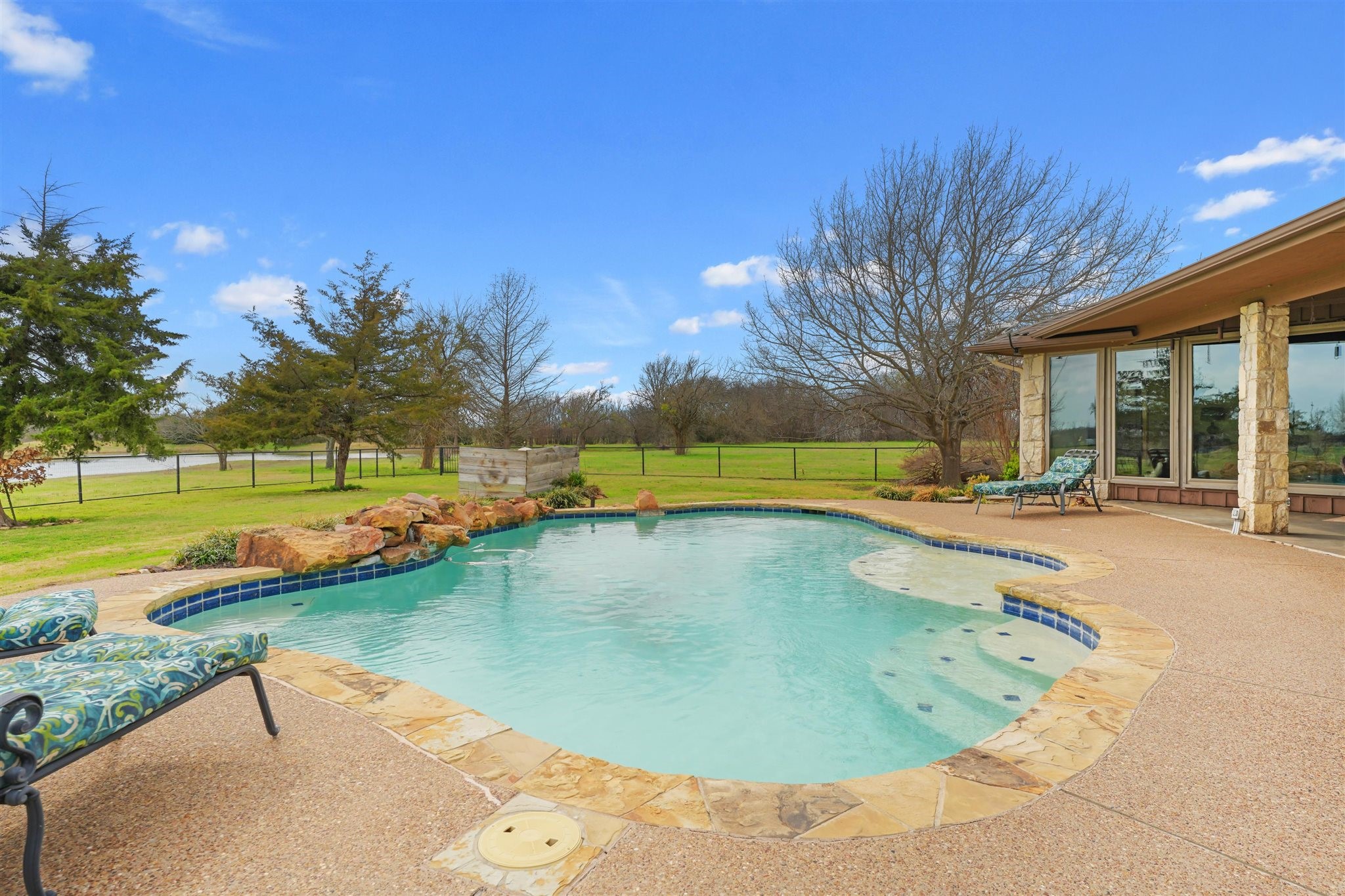 9711 Jim Christal Road Krum TX 76249