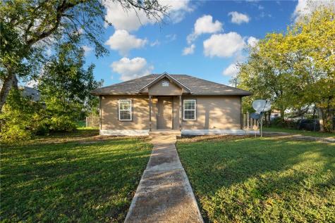 1121 Baldridge Drive Gatesville TX 76528