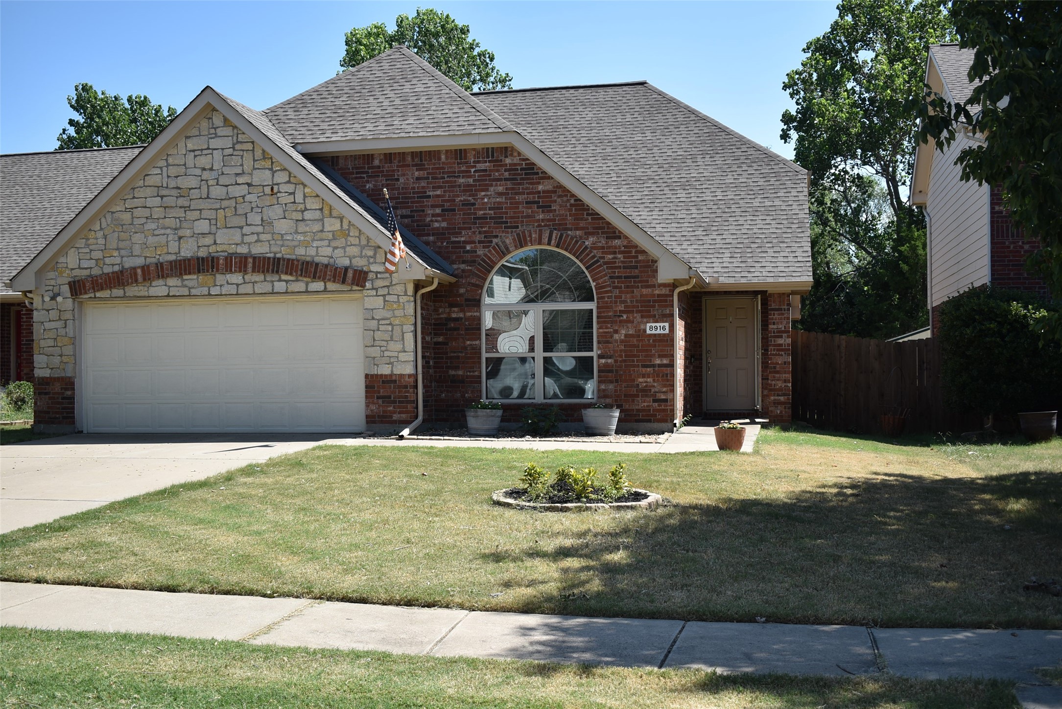 8916 Holliday Lane Aubrey TX 76227