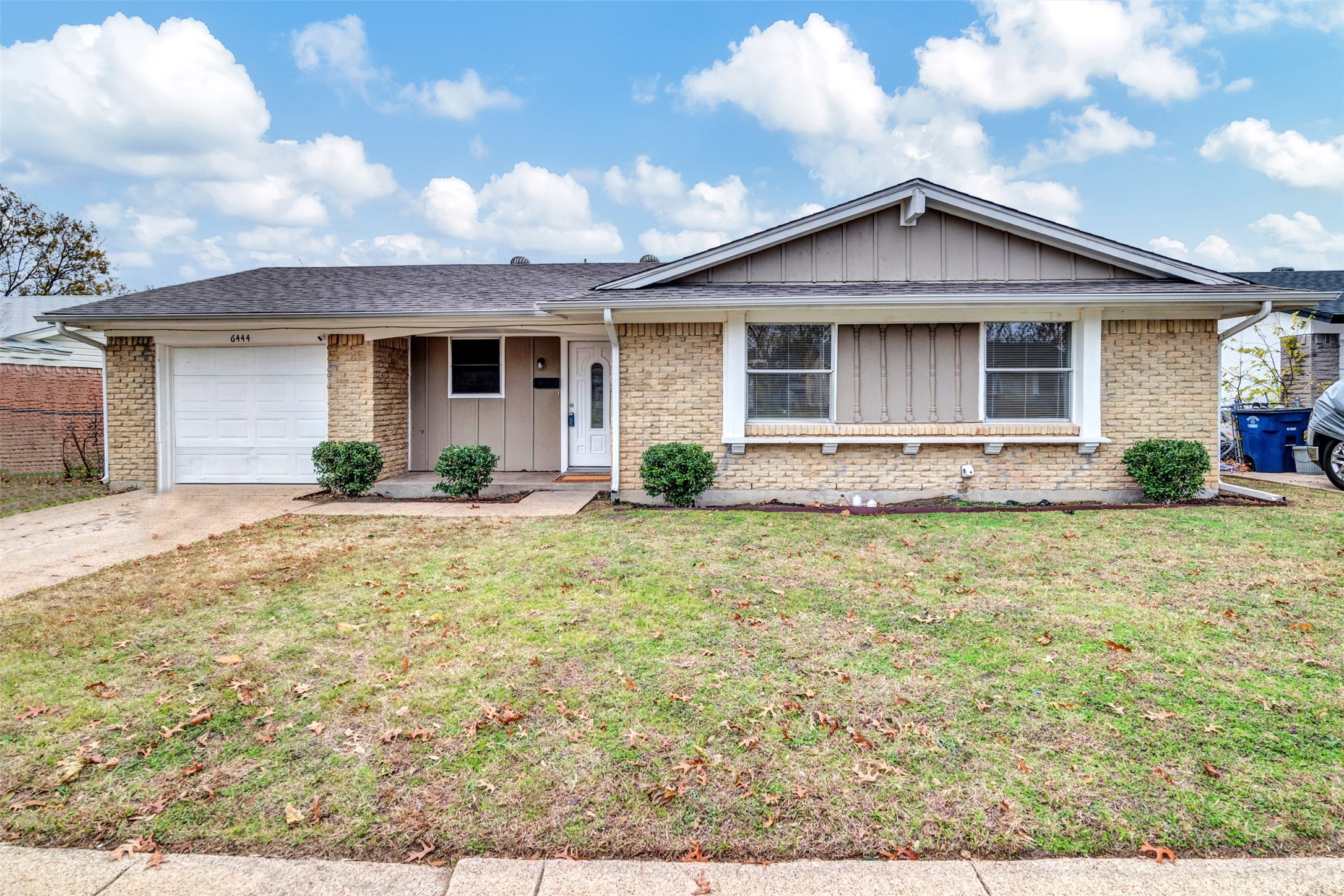 6444 Leaning Oaks Street Dallas TX 75241
