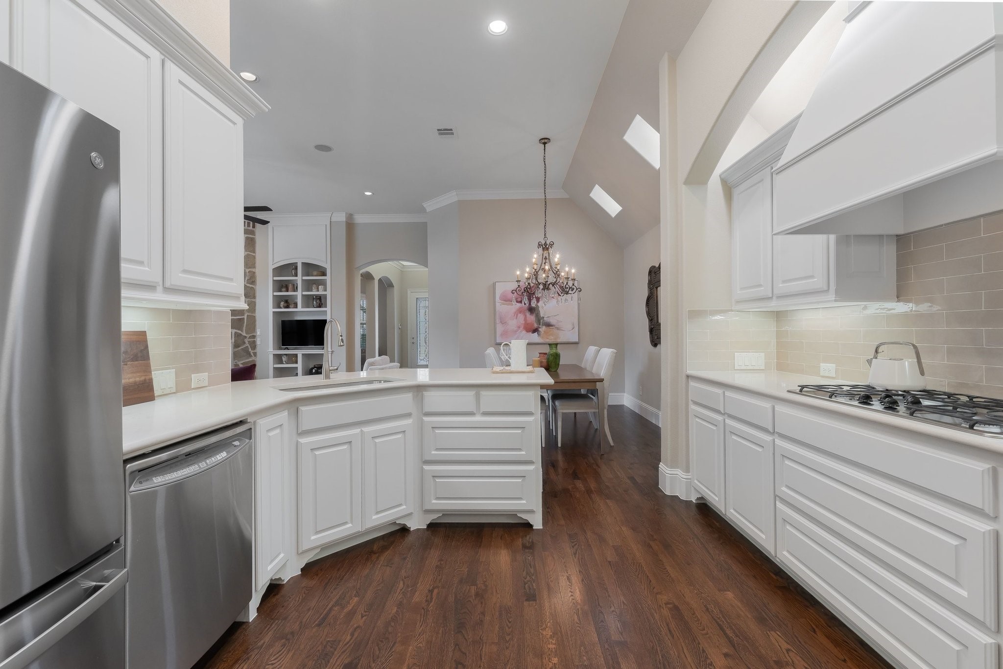 6166 Stapleford Circle Dallas TX 75252