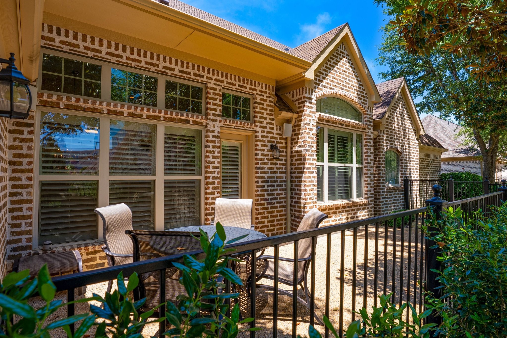 6166 Stapleford Circle Dallas TX 75252