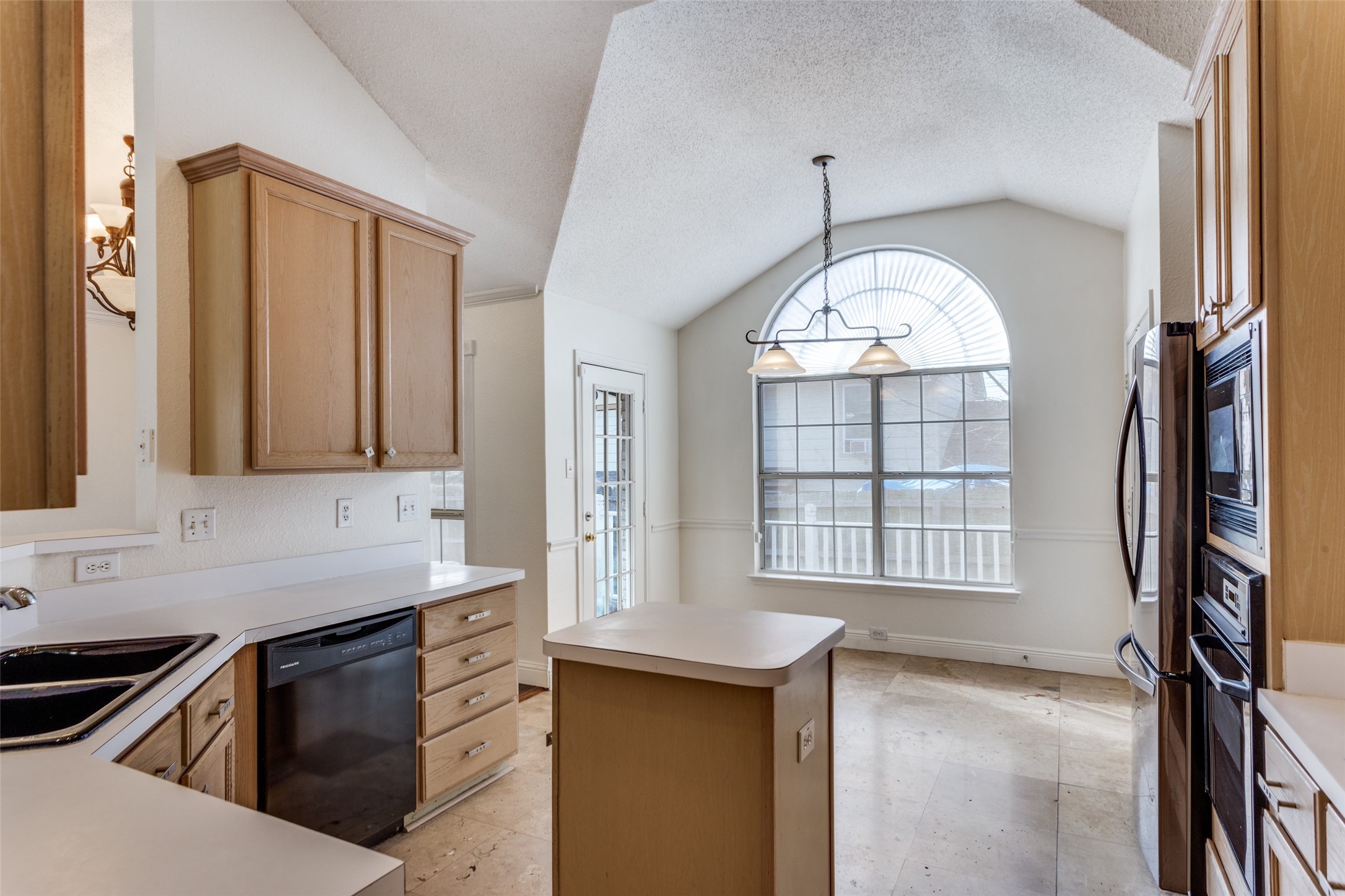7628 Arbor Ridge Court Fort Worth TX 76112