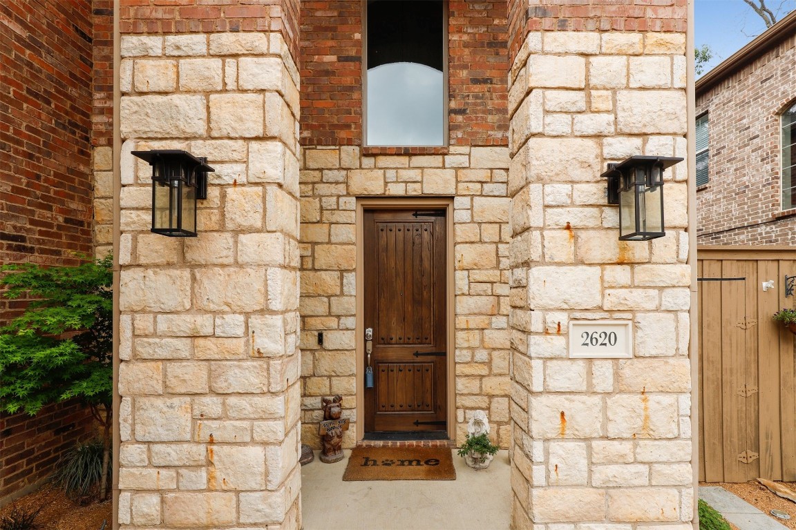 2620 N Henderson Avenue Dallas TX 75206