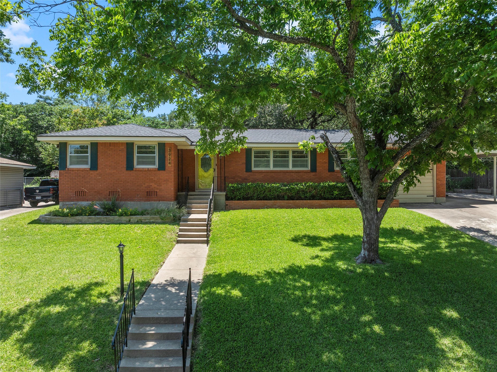 3924 N 30th Street Waco TX 76708