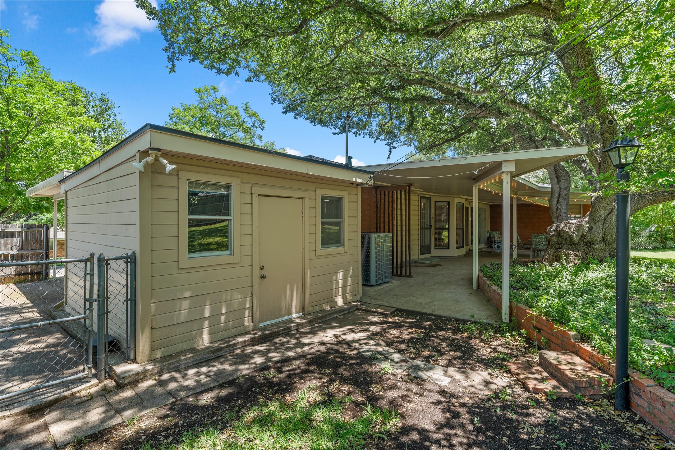 3924 N 30th Street Waco TX 76708
