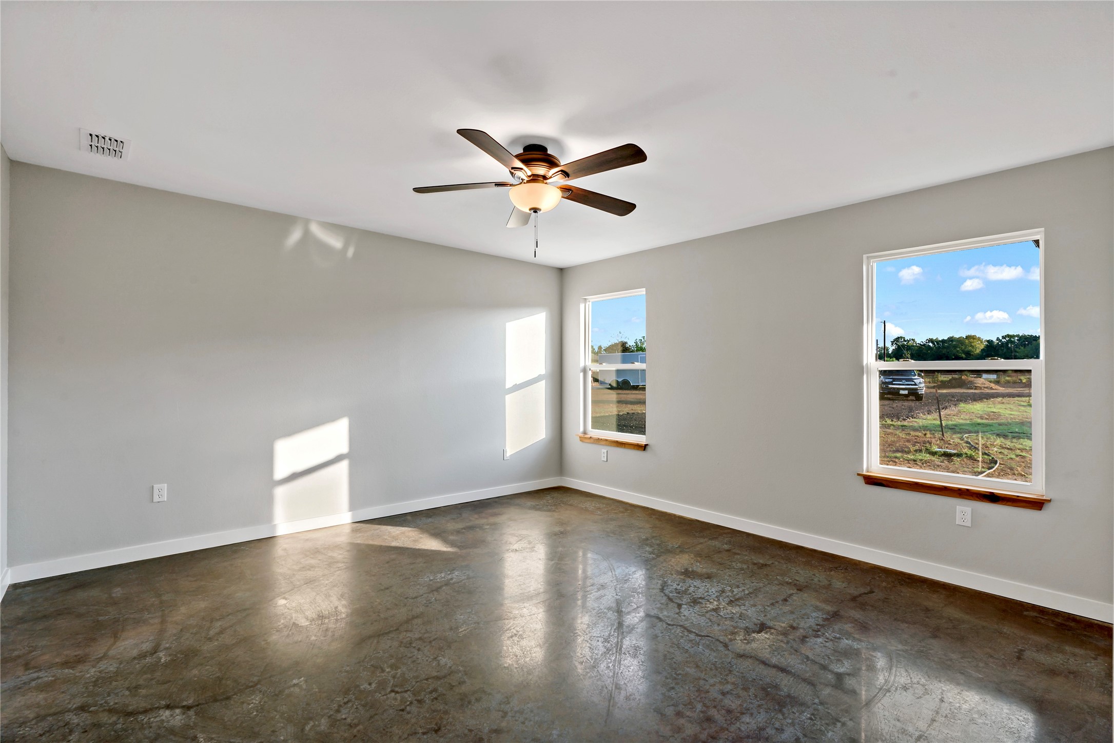 67 Pr 43794 Paris TX 75462