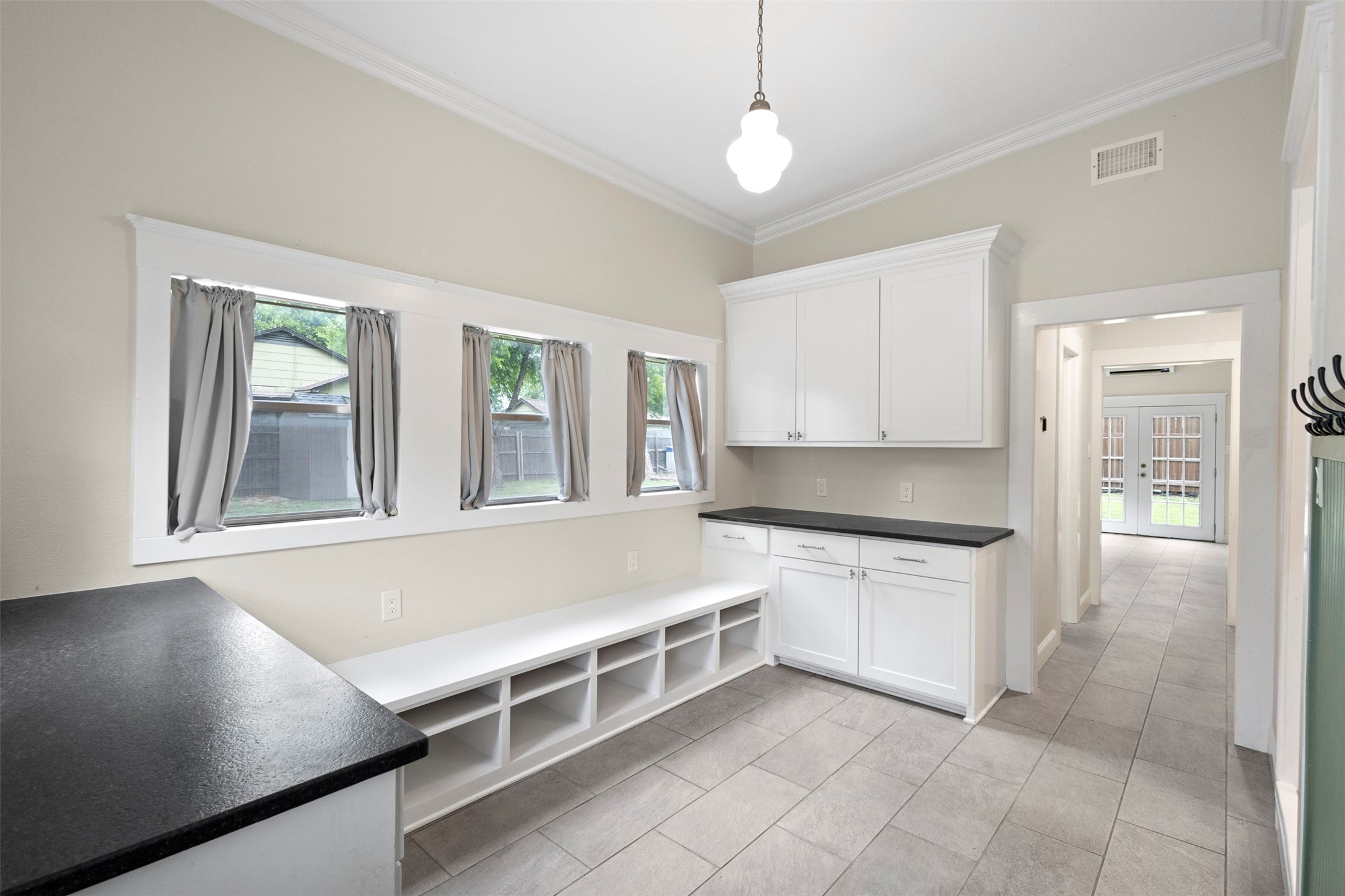 514 W Marvin Avenue Waxahachie TX 75165