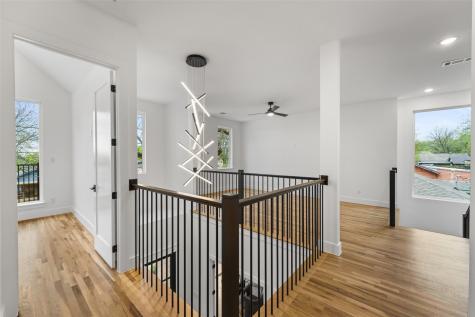 2619 Emmett Street Dallas TX 75211