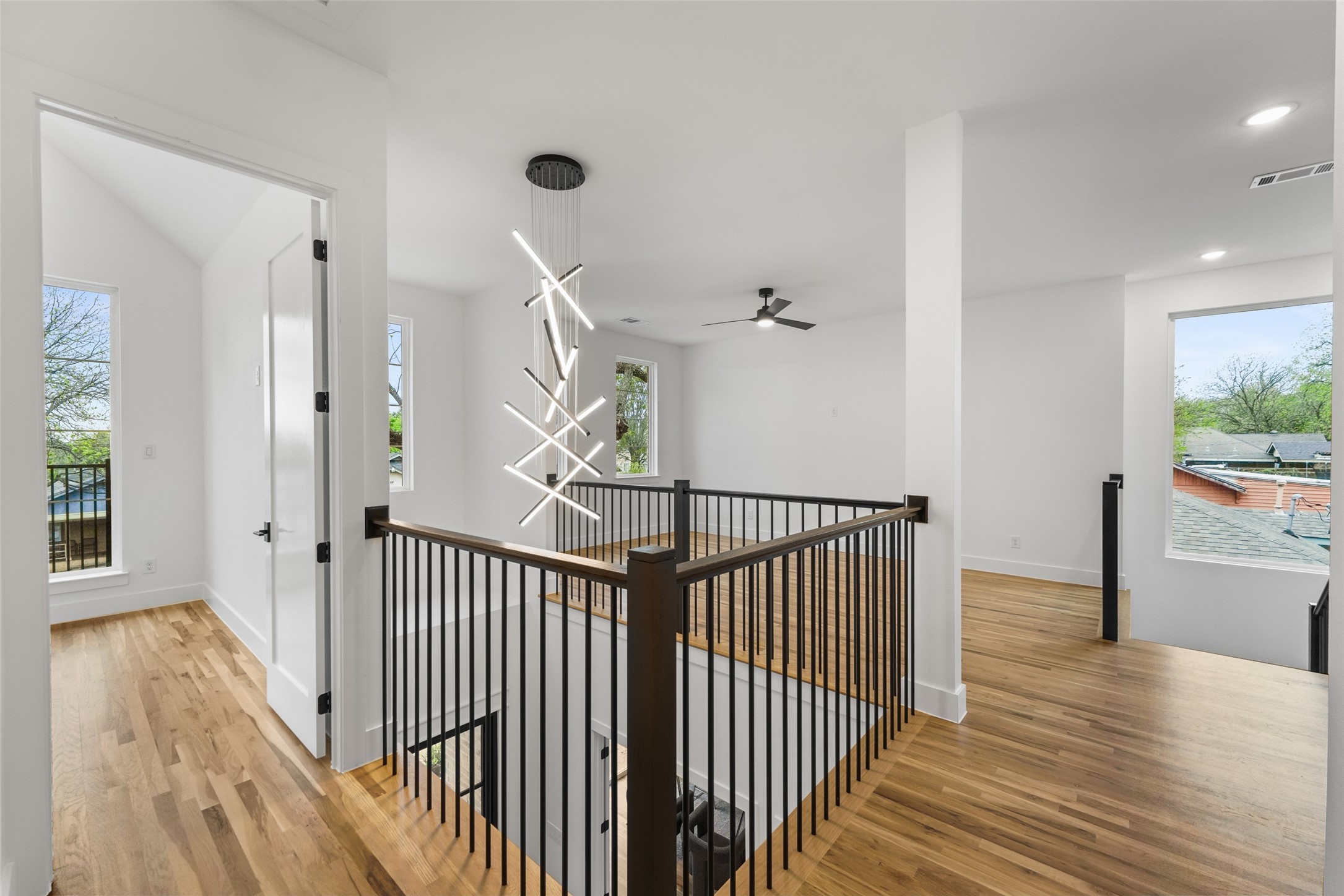 2619 Emmett Street Dallas TX 75211