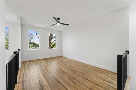 2619 Emmett Street Dallas TX 75211