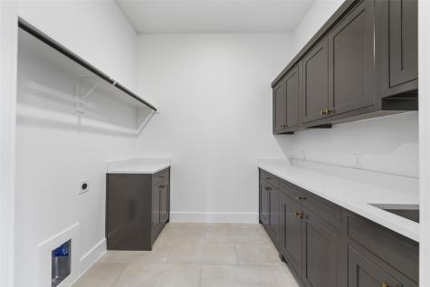 2619 Emmett Street Dallas TX 75211