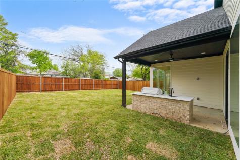 2619 Emmett Street Dallas TX 75211