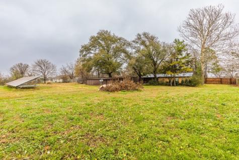 805 N Fullerton Avenue Dawson TX 76639