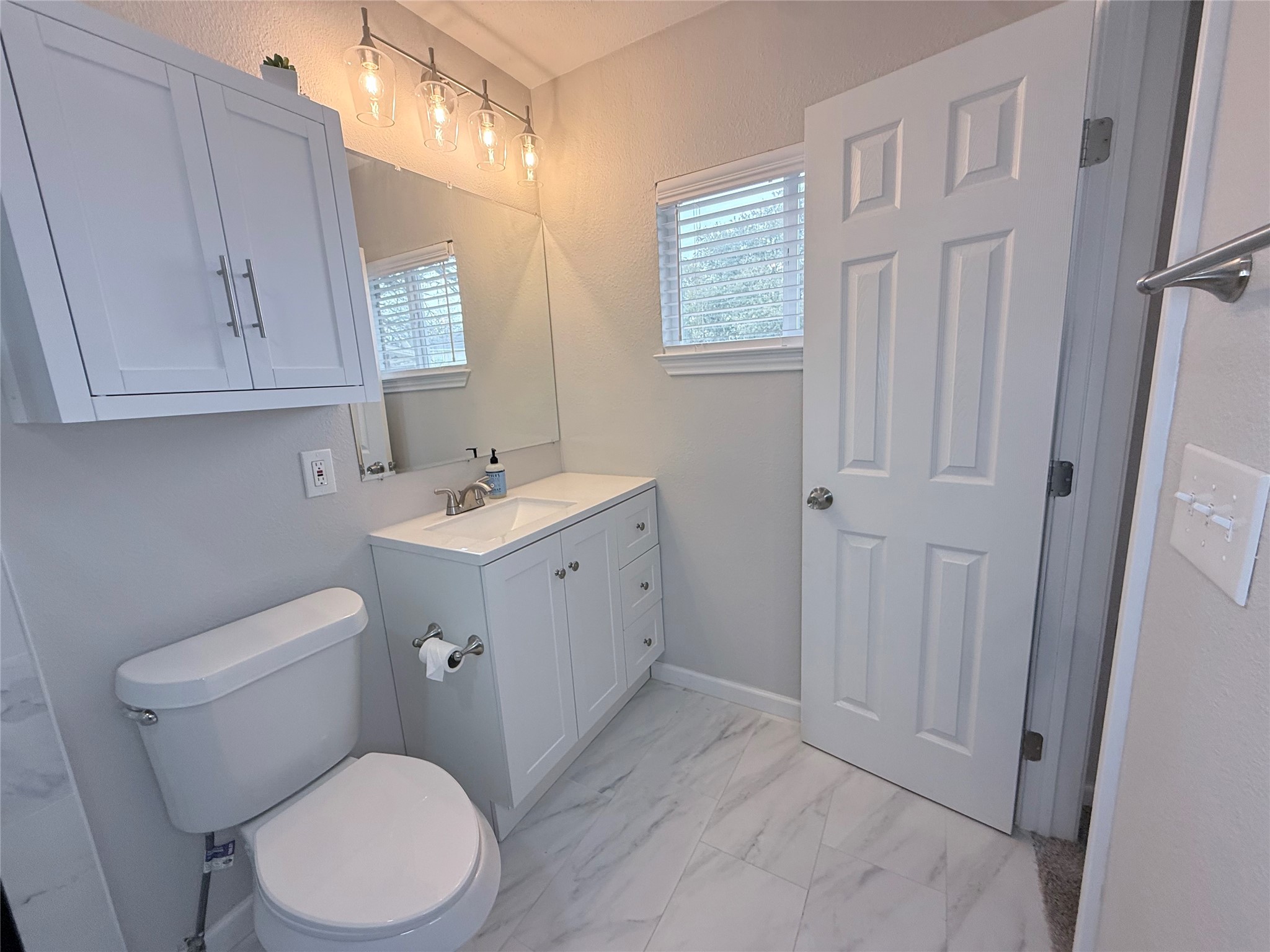 1906 Colony Drive Irving TX 75061