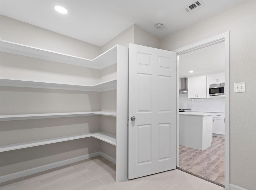1906 Colony Drive Irving TX 75061