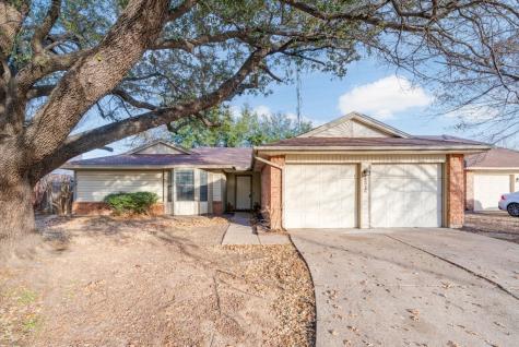 4213 Whitman Lane Grand Prairie TX 75052