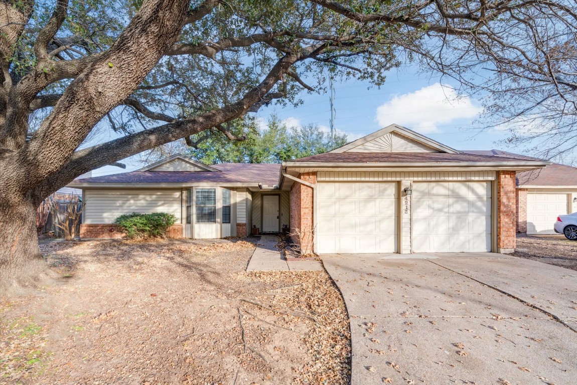 4213 Whitman Lane Grand Prairie TX 75052