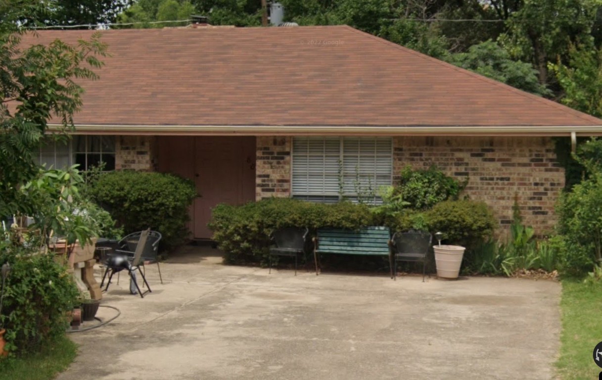 804 Matthews Court Arlington TX 76012