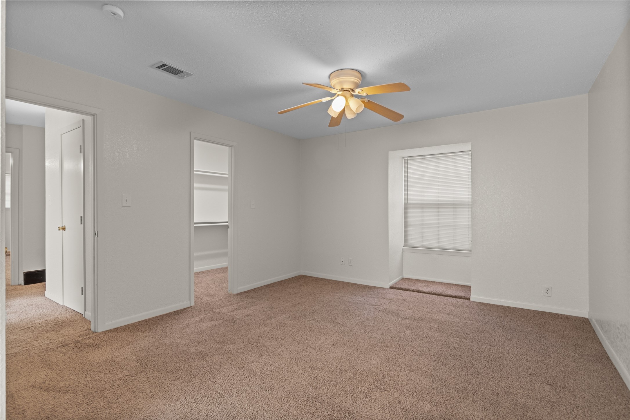 4102 Apache Trail Court Granbury TX 76048