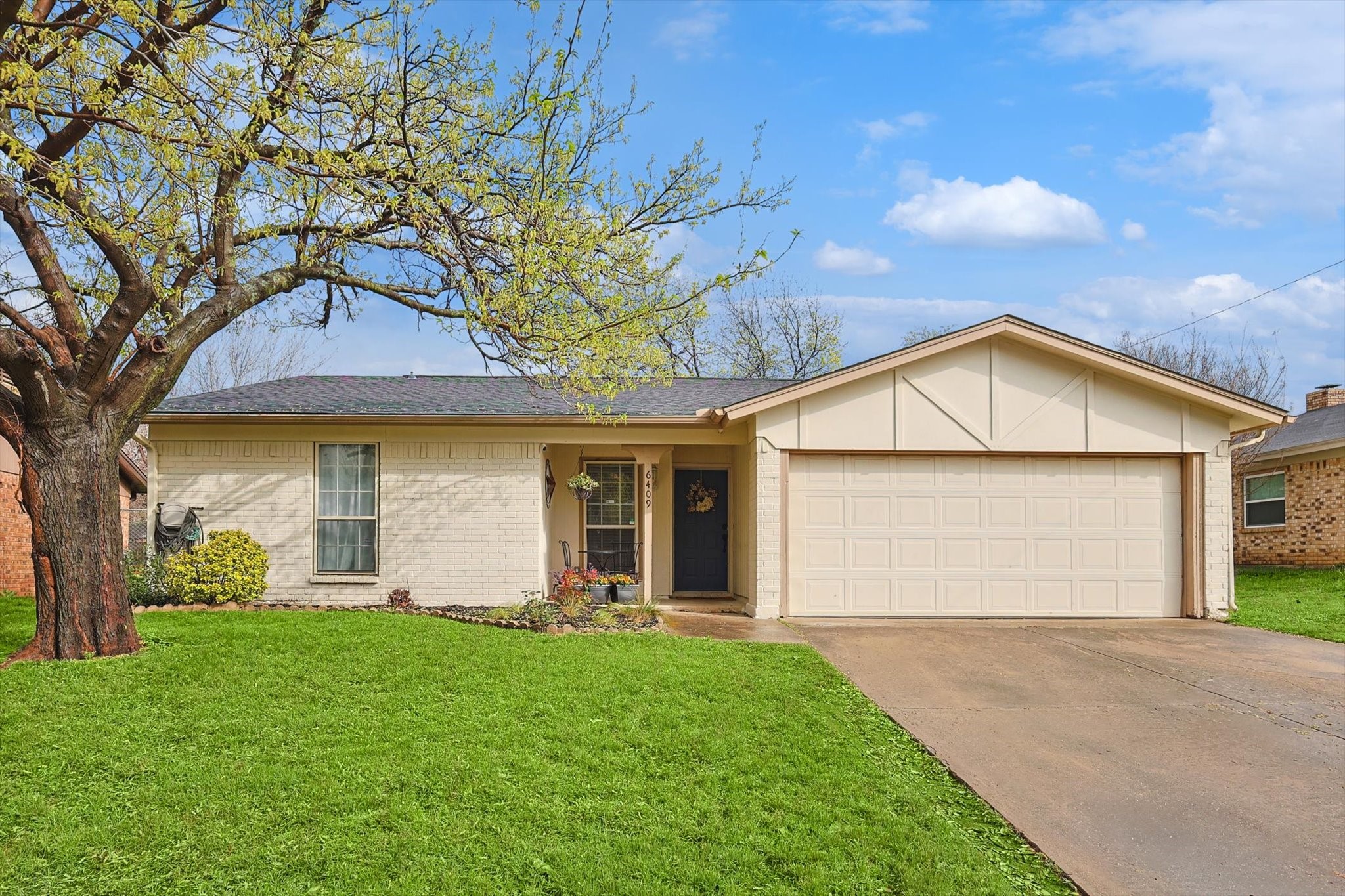 6409 Rebecca Lane Watauga TX 76148