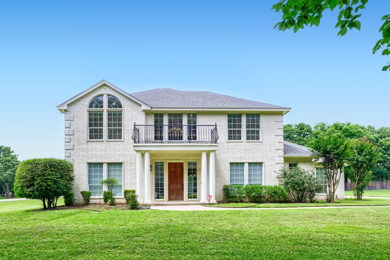 3601 Cliffwood Drive Alvarado TX 76009