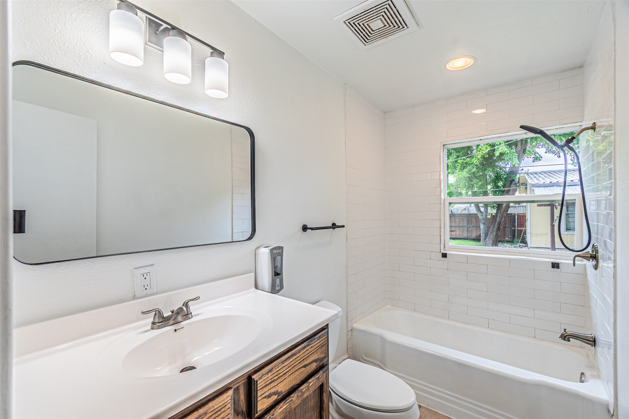 11206 Tascosa Street Dallas TX 75228