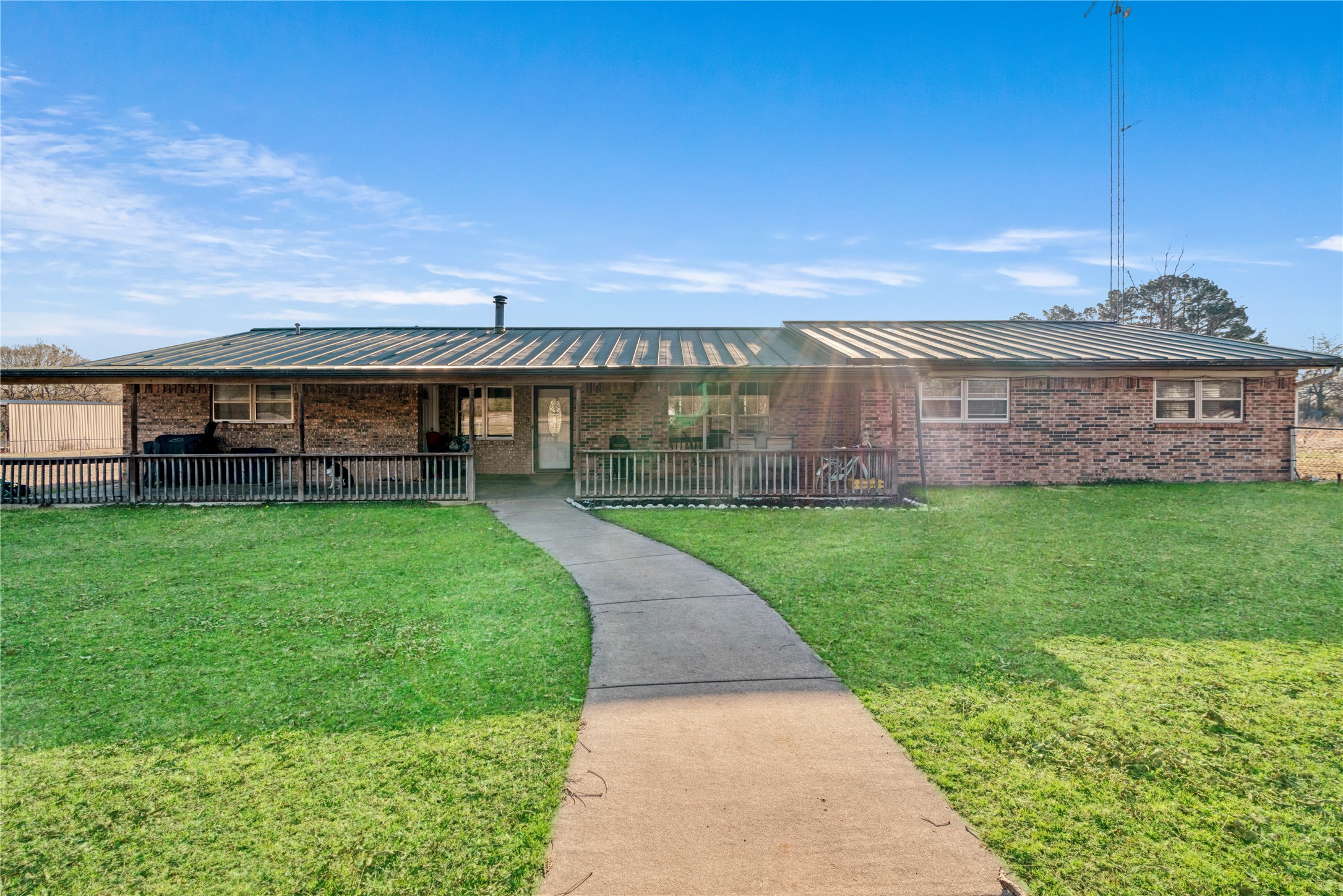 6792 Us Highway 271 N Powderly TX 75473