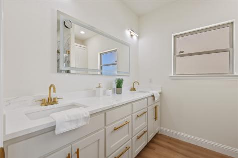 1608 D Avenue Fort Worth TX 76104