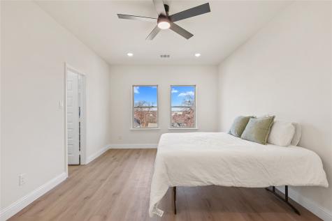 1608 D Avenue Fort Worth TX 76104